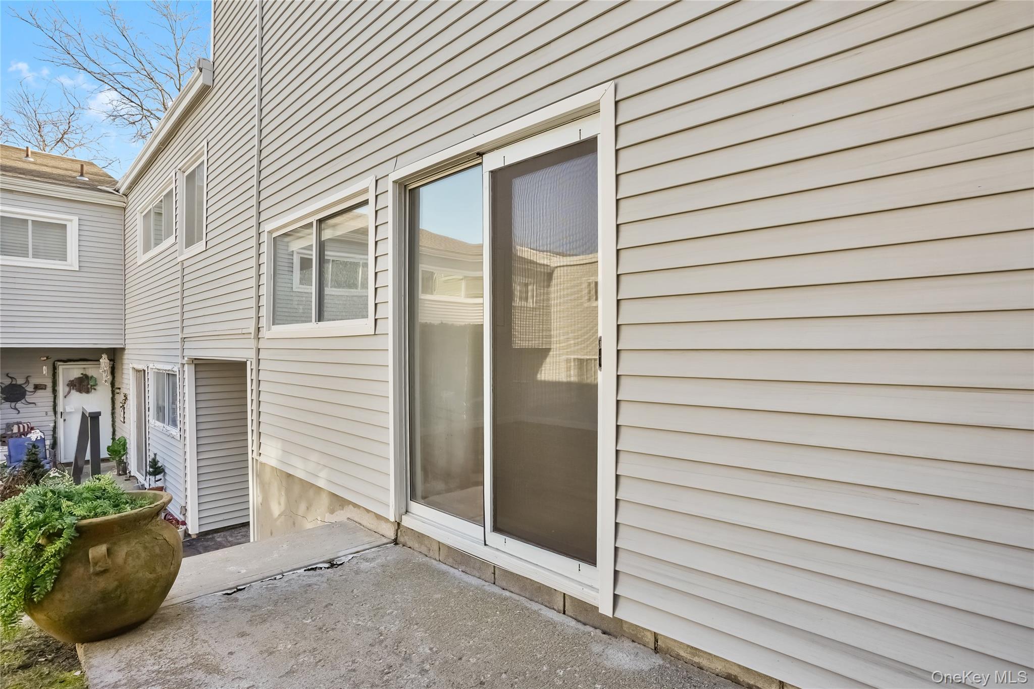 #4 photo, 208 Harris Road, Bedford , NY 10507