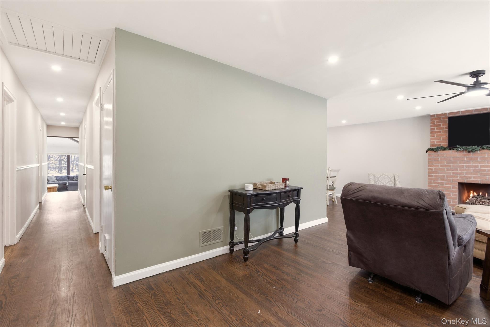 #7 photo, 258 Holt Drive, Pearl River , NY 10965