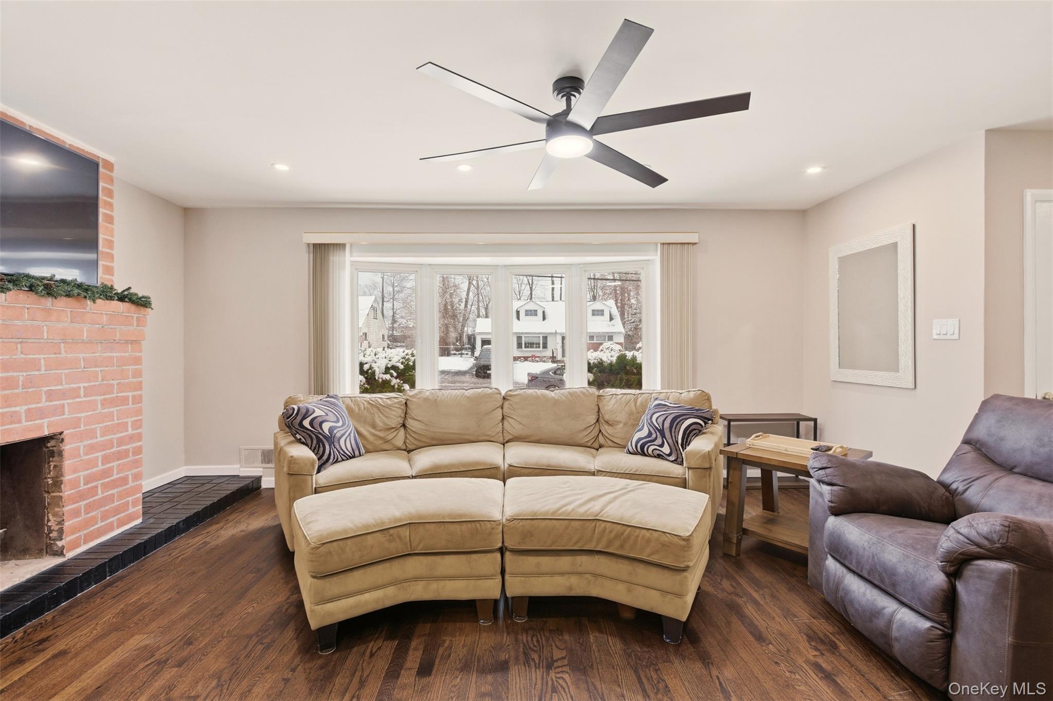 #8 photo, 258 Holt Drive, Pearl River , NY 10965