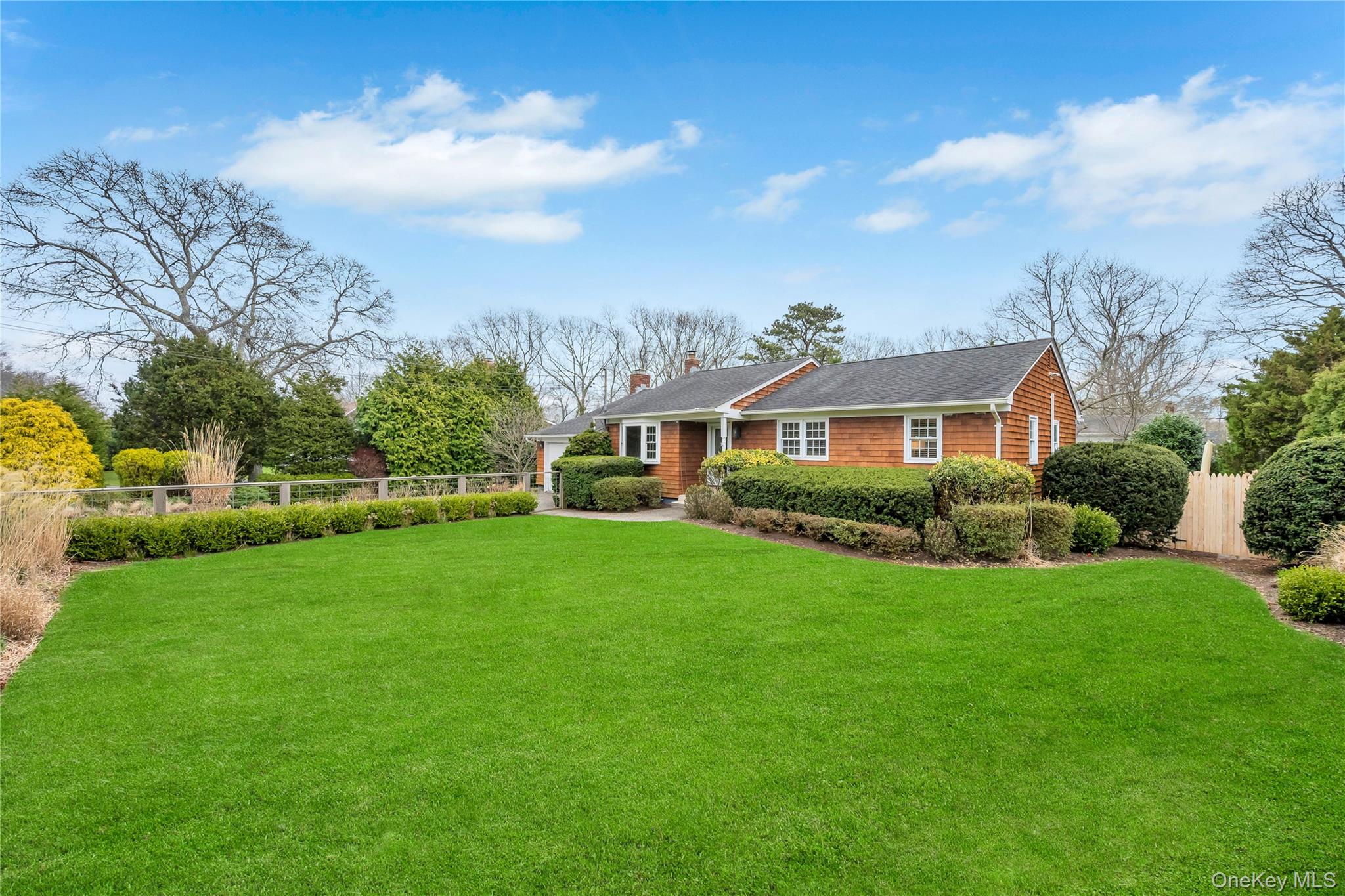 #15 photo, 8 Lovell Road, מחוז סאפוק Hampton Bays , NY 11946