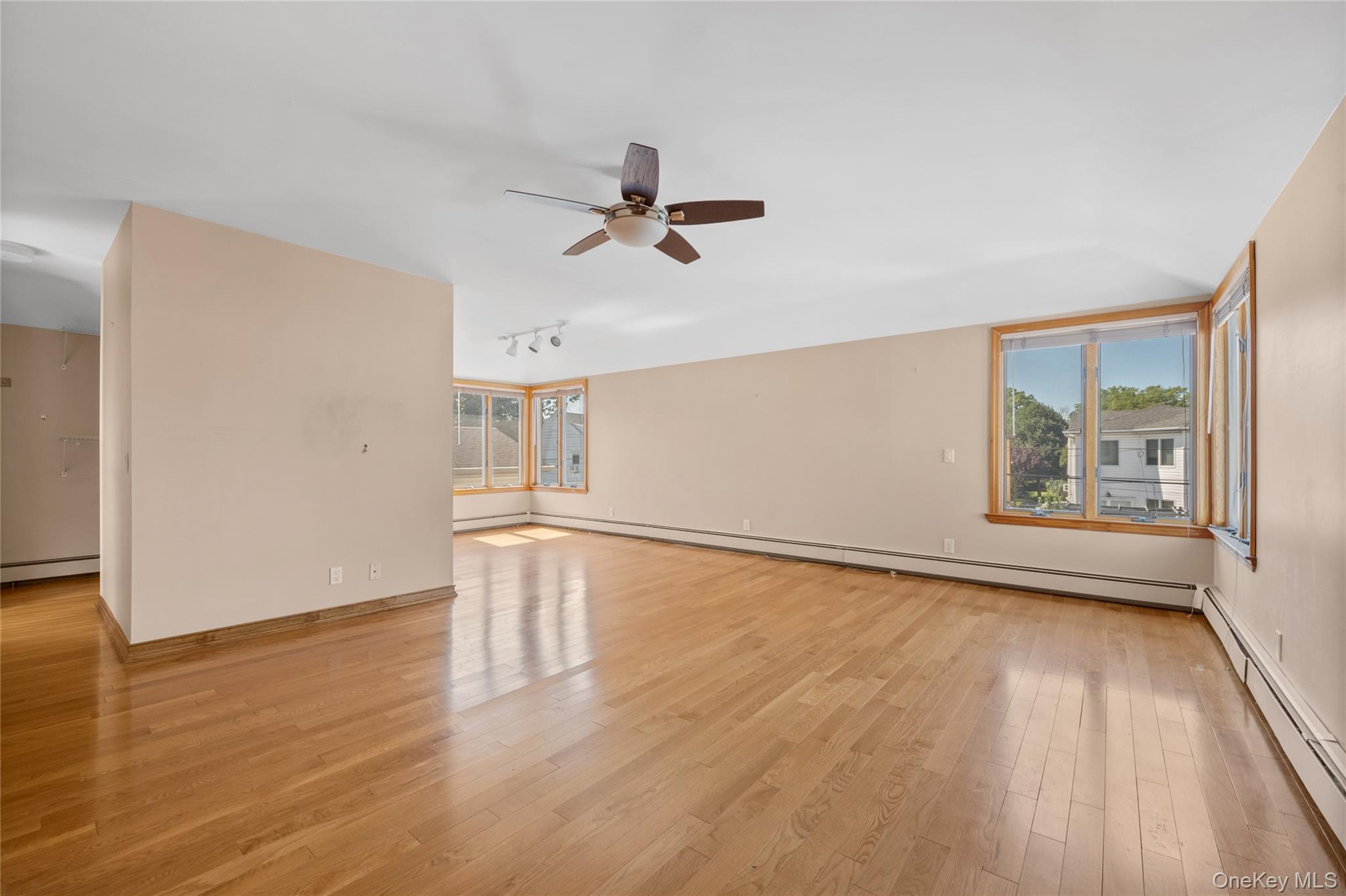 #3 photo, 145-53 9 Avenue, 皇后区 白石镇 Whitestone , NY 11357