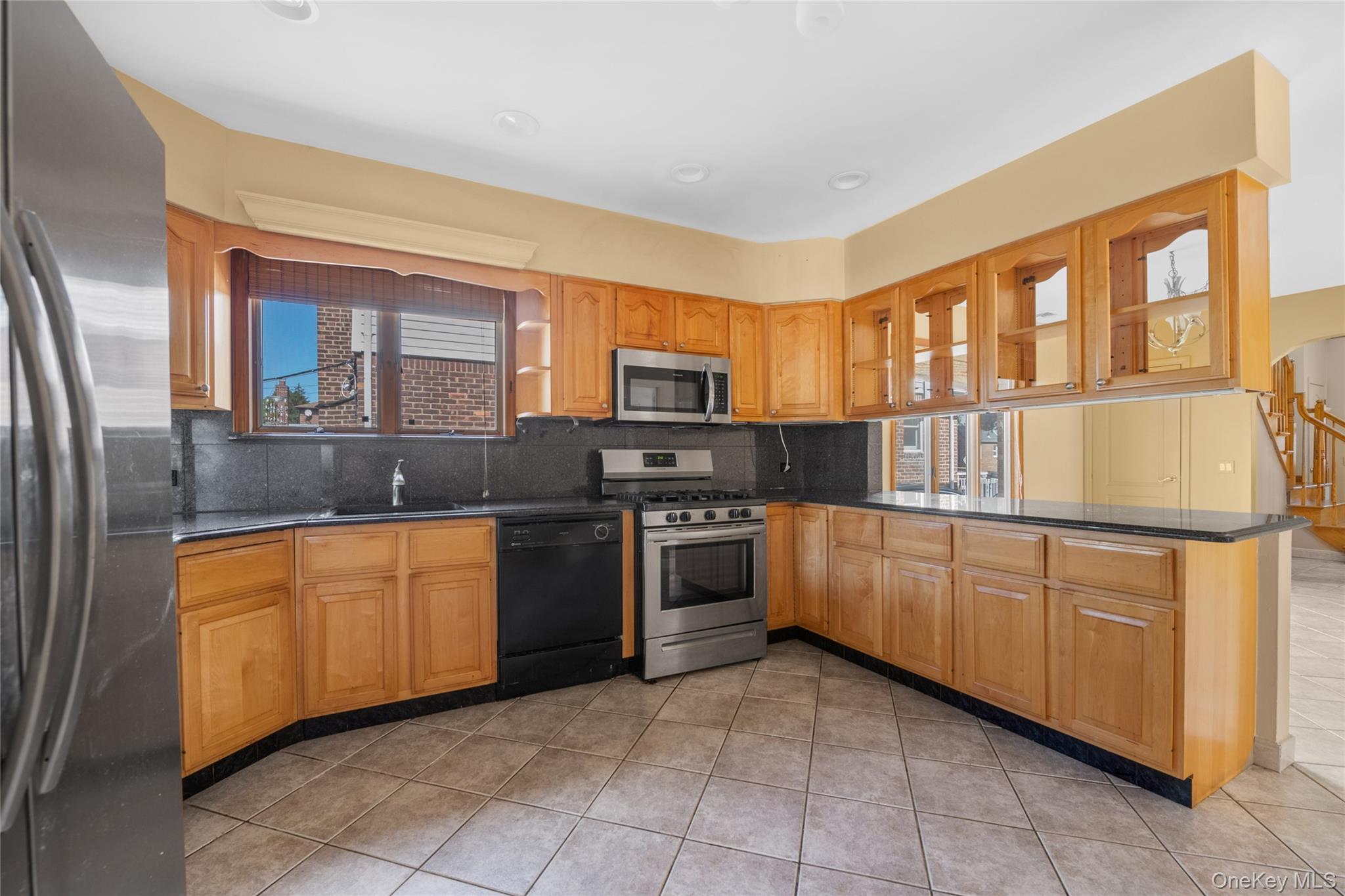 #4 photo, 145-53 9 Avenue, 皇后区 白石镇 Whitestone , NY 11357