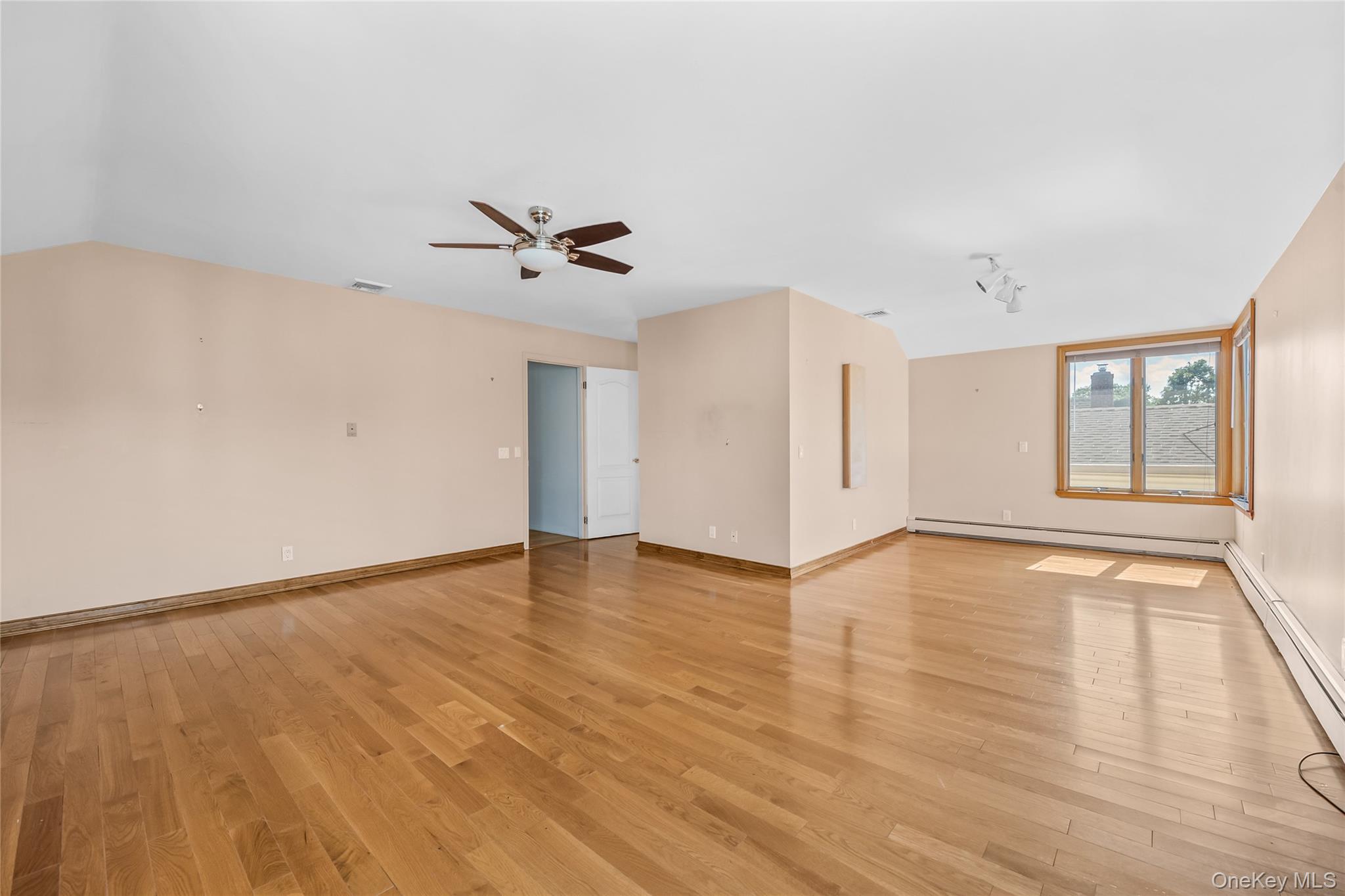 #9 photo, 145-53 9 Avenue, 皇后区 白石镇 Whitestone , NY 11357