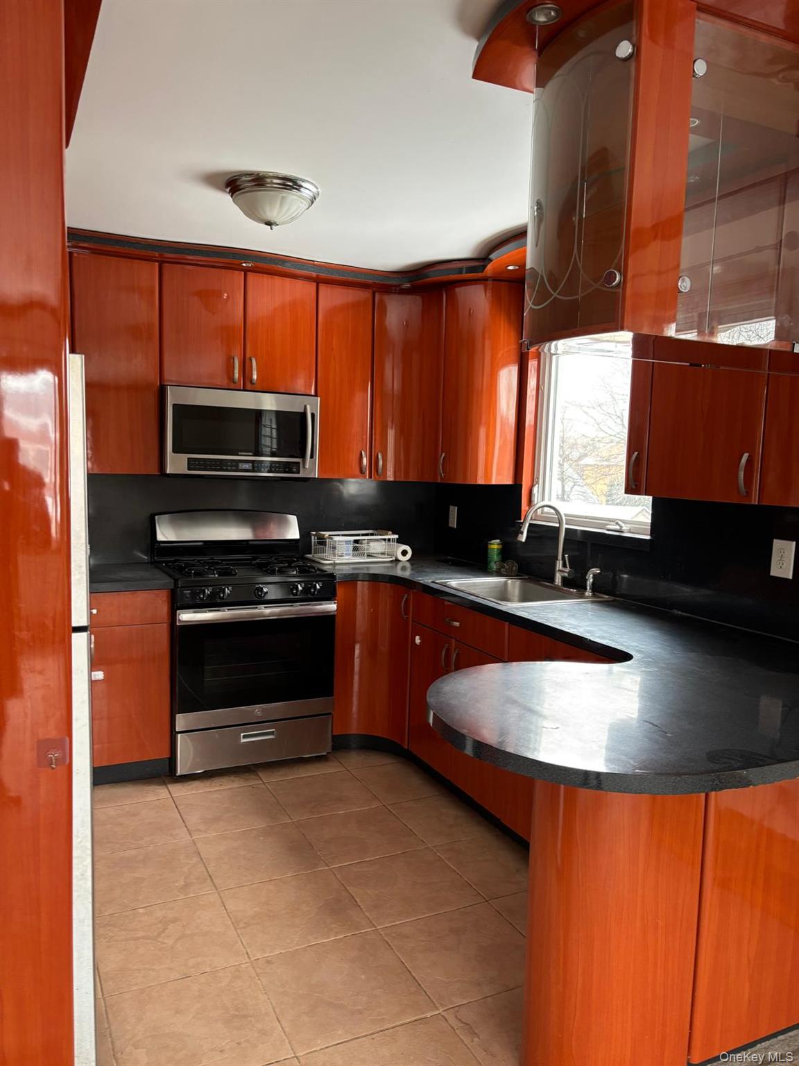 #7 photo, 7520 167th Street, Fresh Meadows , NY 11366