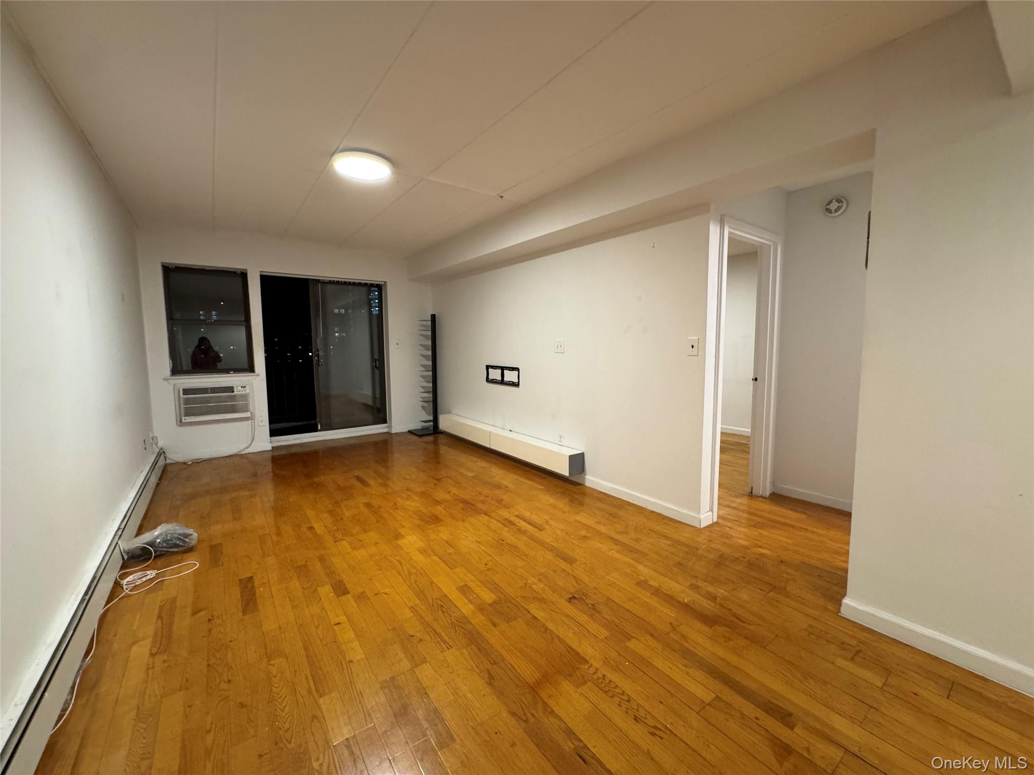 #1 photo, 139-35 35 Avenue, Flushing , NY 13354