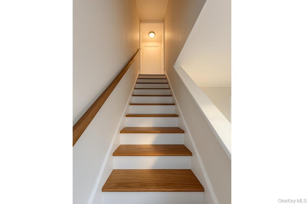 #16 photo, 741 Taylor Avenue, सफ़ोक काउंटी East Patchogue , NY 11772