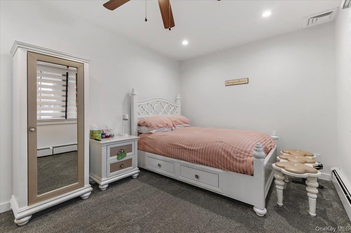 #17 photo, 320 Clearview Lane, מחוז נסאו Massapequa , NY 11758