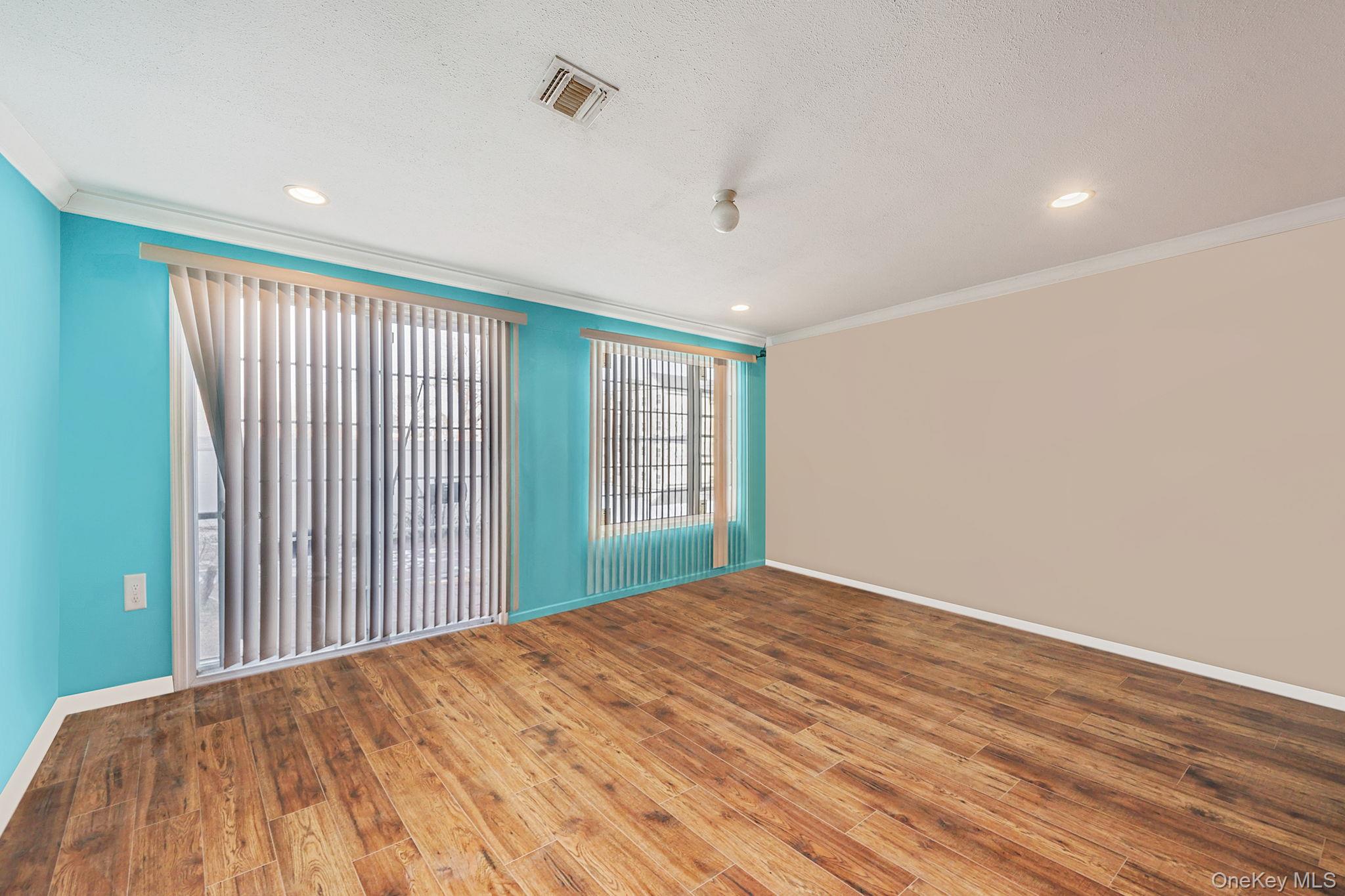 #16 photo, 101 Surf Drive, Бронкс ‖ Bronx , NY 10473