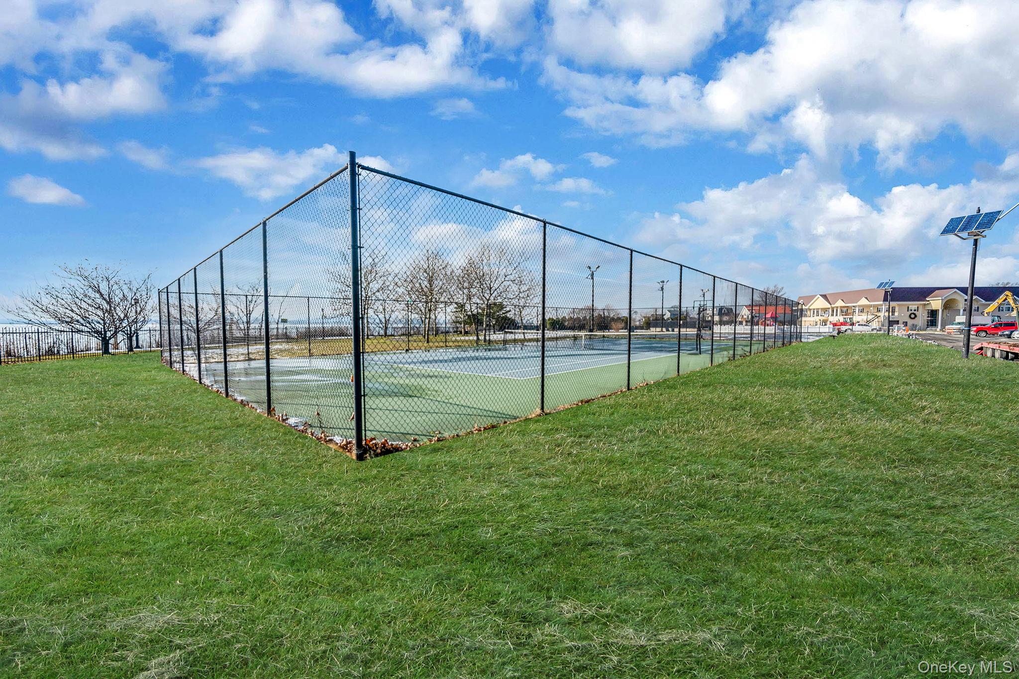 #8 photo, 101 Surf Drive, Бронкс ‖ Bronx , NY 10473