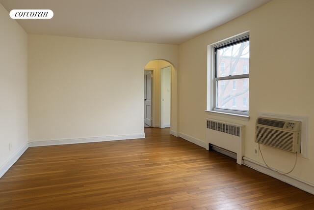 #2 photo, 76-33A COMMONWEALTH Boulevard, Bellerose , NY 11426