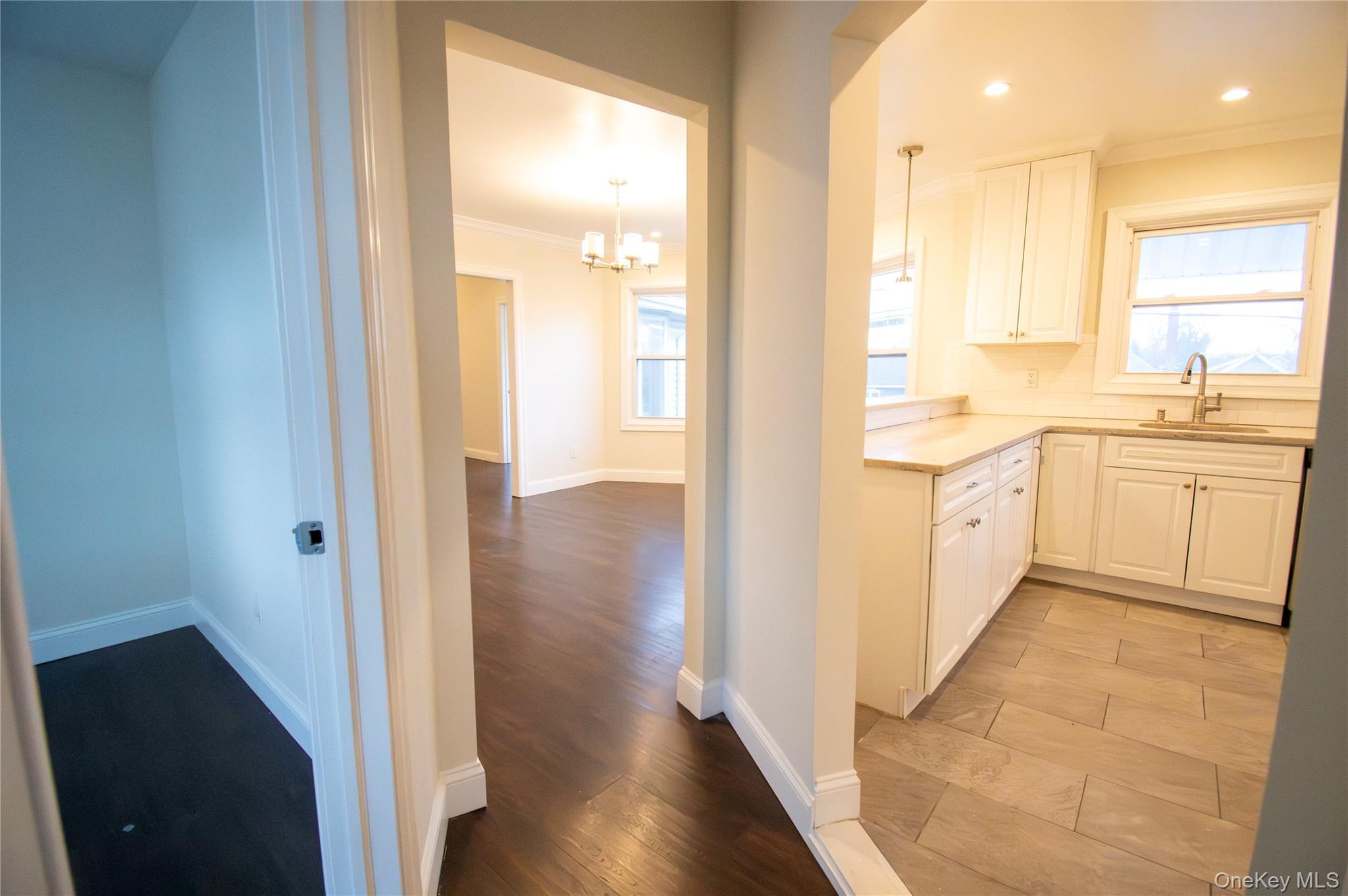 #12 photo, 3159 Milburn Avenue, 롱 아일랜드 Baldwin , NY 11510