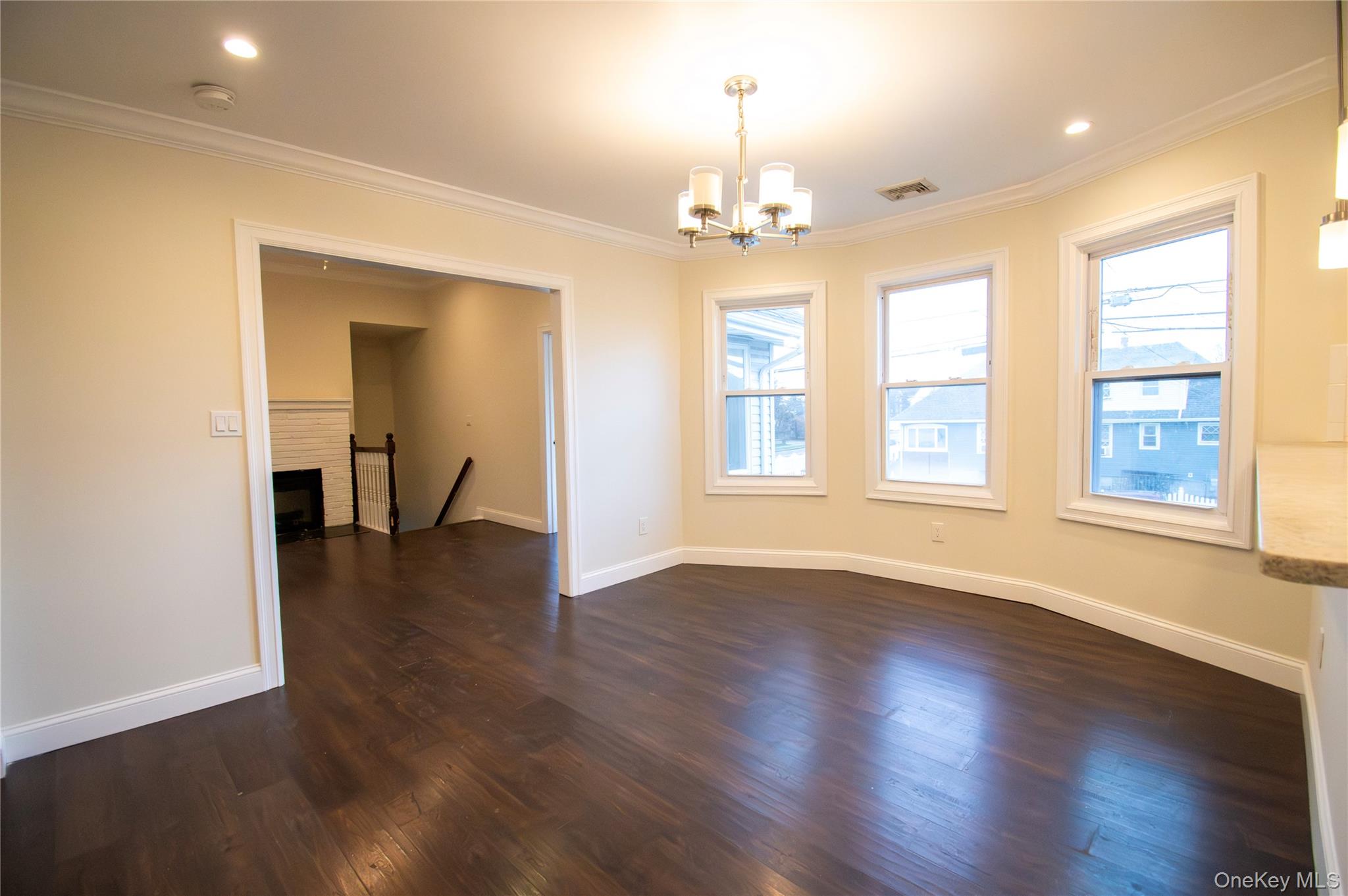 #13 photo, 3159 Milburn Avenue, 롱 아일랜드 Baldwin , NY 11510