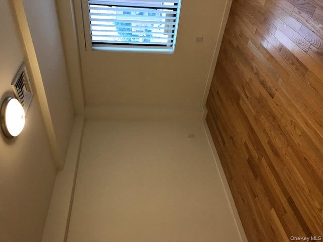 #7 photo, 135-17 Northern Boulevard, Flushing , NY 11354