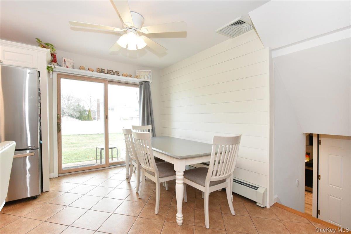 #9 photo, 359 Park Lane, Massapequa Park , NY 11762