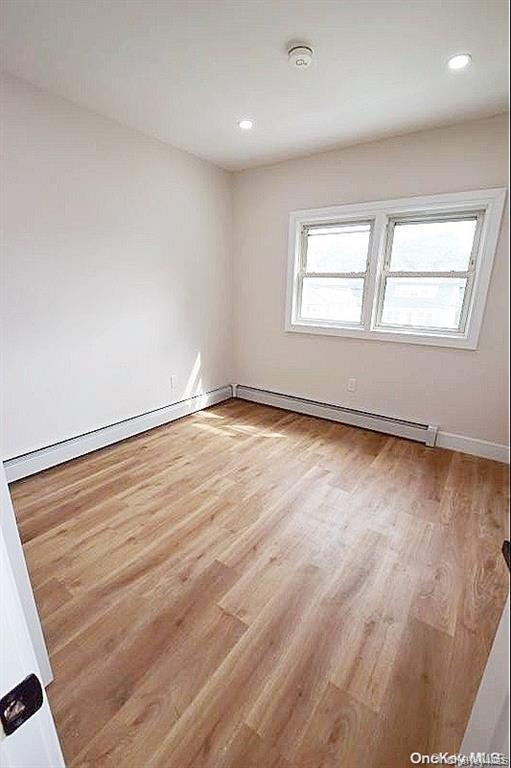 #14 photo, 74 Davis ST, Нассау ‖ East Rockaway , NY 11518