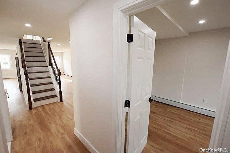 #8 photo, 74 Davis ST, Нассау ‖ East Rockaway , NY 11518