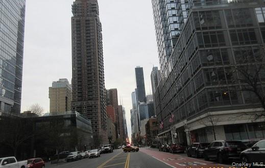 #11 photo, 635 W 42 Street, New York (Manhattan) , NY 10036