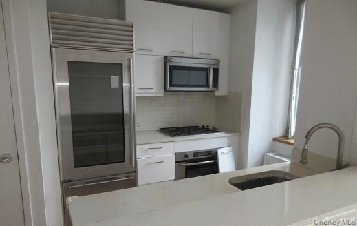 #4 photo, 635 W 42 Street, New York (Manhattan) , NY 10036