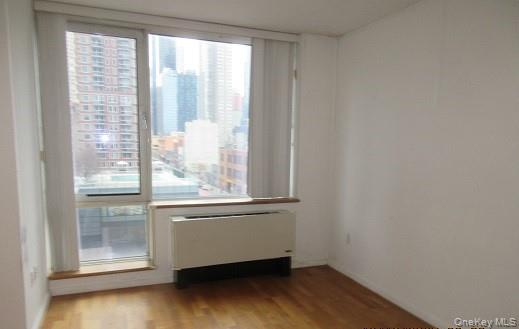 #7 photo, 635 W 42 Street, New York (Manhattan) , NY 10036