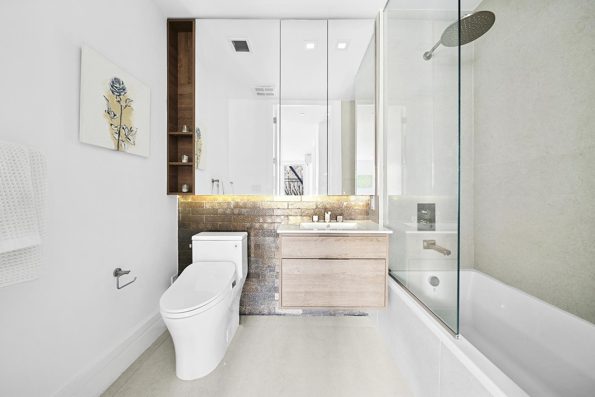 #5 photo, 370 Lenox Avenue, West Harlem , NY 10027