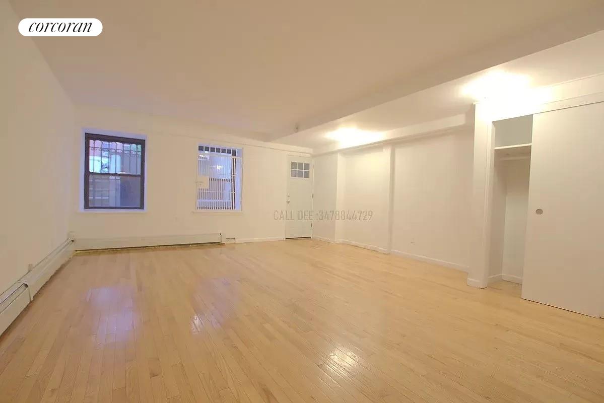 #2 photo, 864 W END Avenue, 맨해튼 Upper West Side , NY 10025