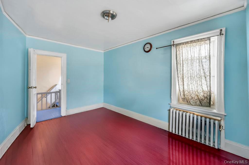 #17 photo, 307 Clinton Street, Hempstead , NY 11550