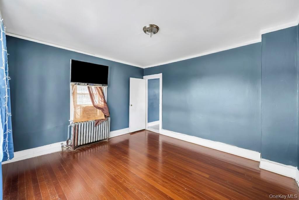 #19 photo, 307 Clinton Street, Hempstead , NY 11550