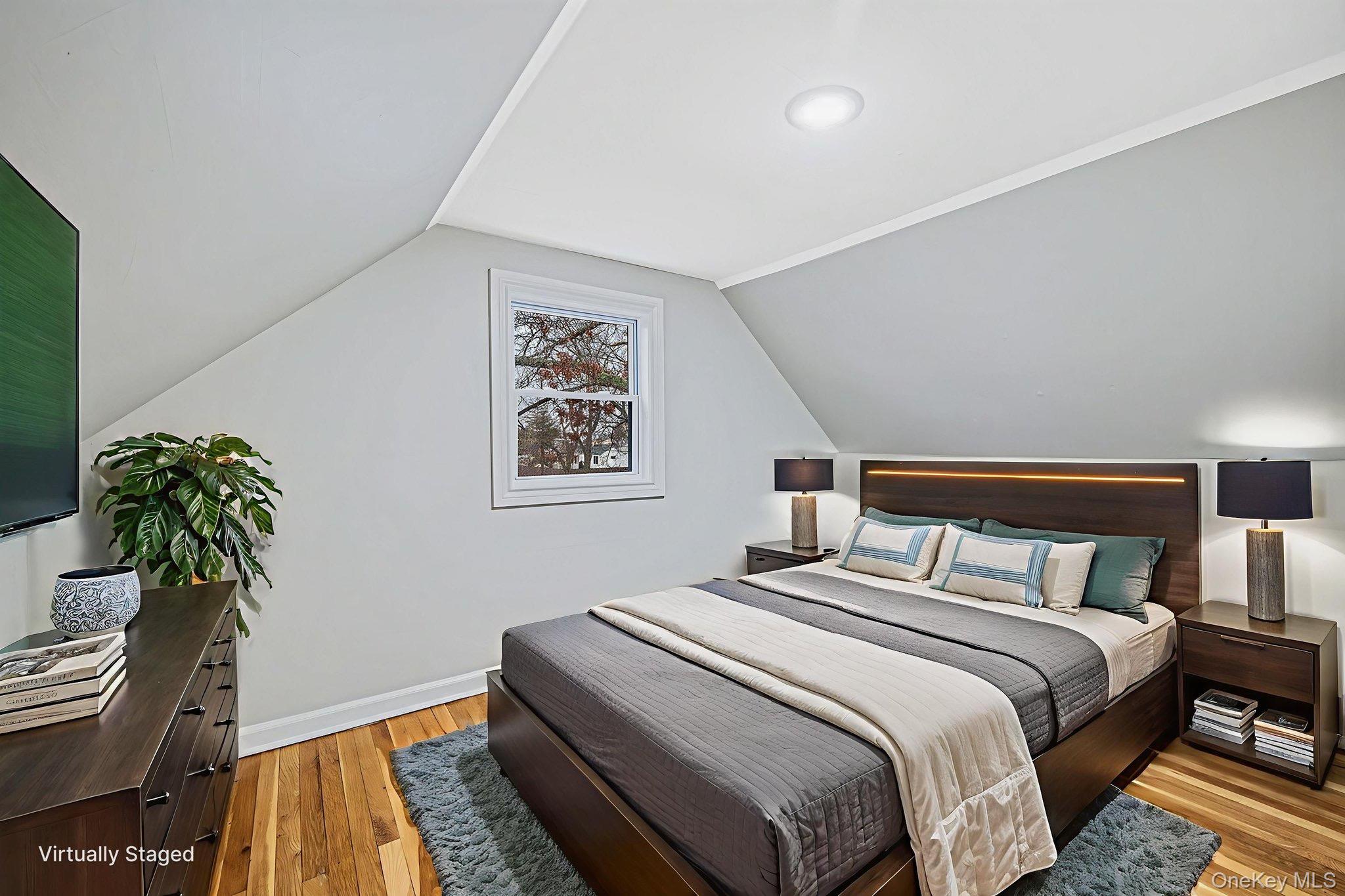 #13 photo, 1316 6th Street, सफ़ोक काउंटी West Babylon , NY 11704