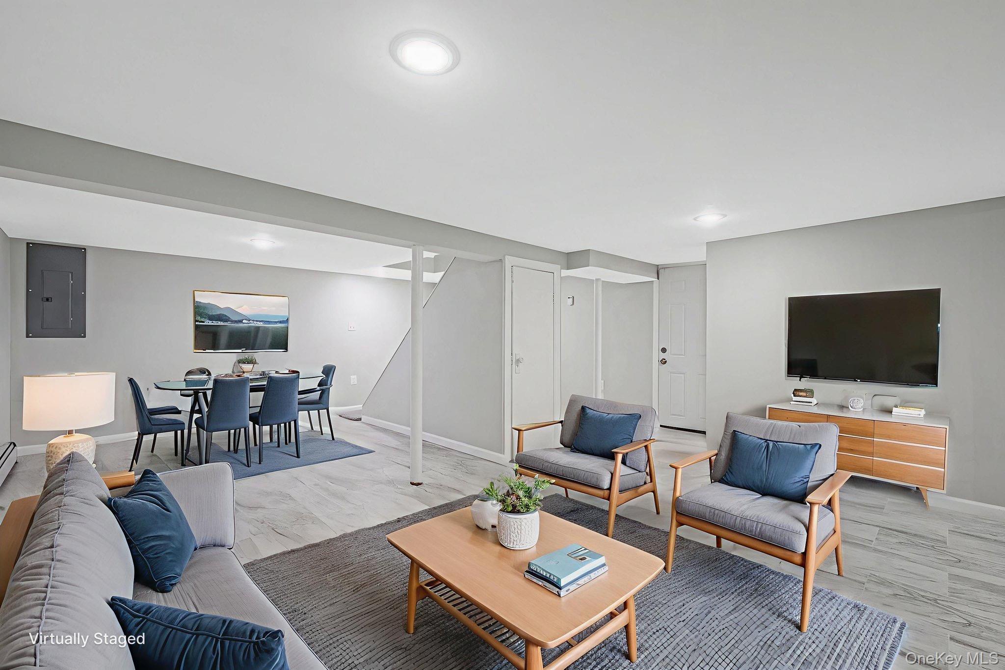 #18 photo, 1316 6th Street, सफ़ोक काउंटी West Babylon , NY 11704