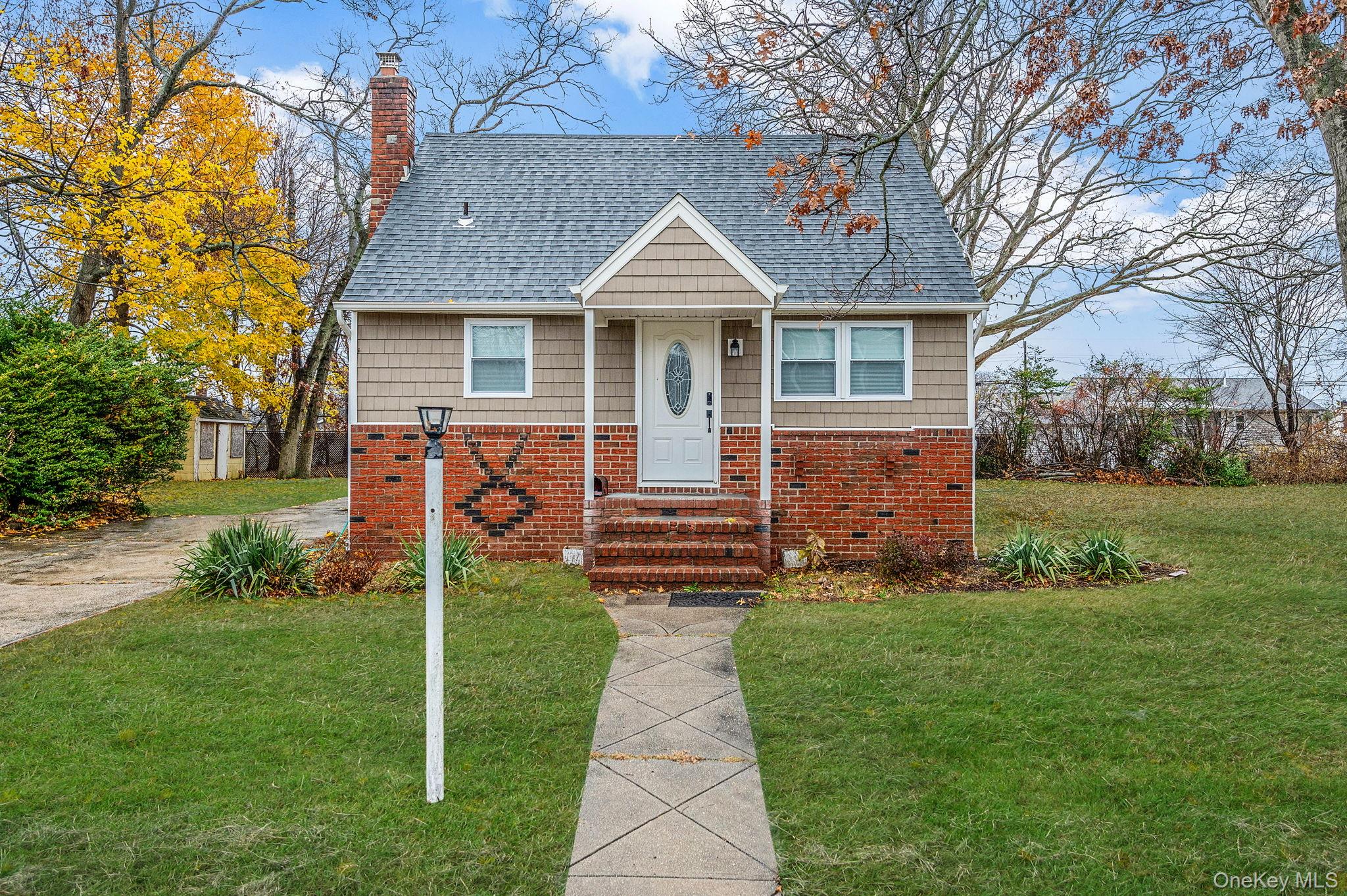 #3 photo, 1316 6th Street, सफ़ोक काउंटी West Babylon , NY 11704