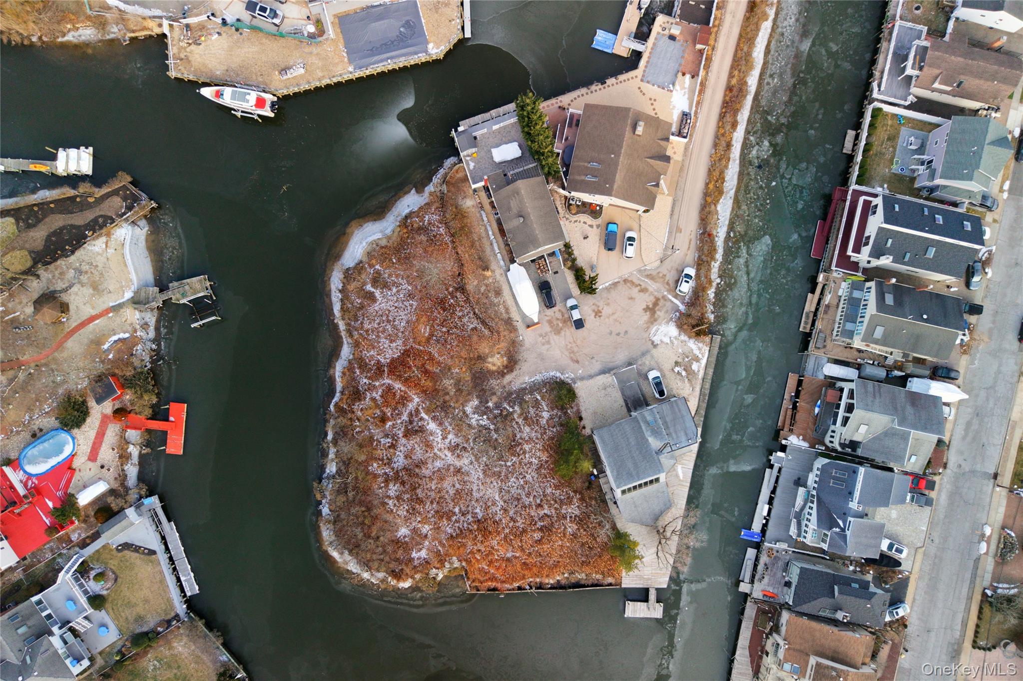 #9 photo, 6 Island Plaza, नासाउ काउंटी Bellmore , NY 11710