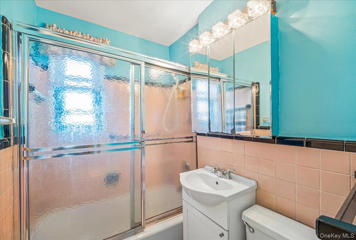 #16 photo, 199-07 17th Avenue, קווינס Bayside , NY 11360