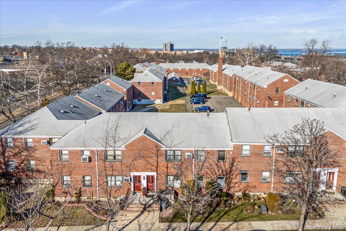 #17 photo, 199-07 17th Avenue, קווינס Bayside , NY 11360