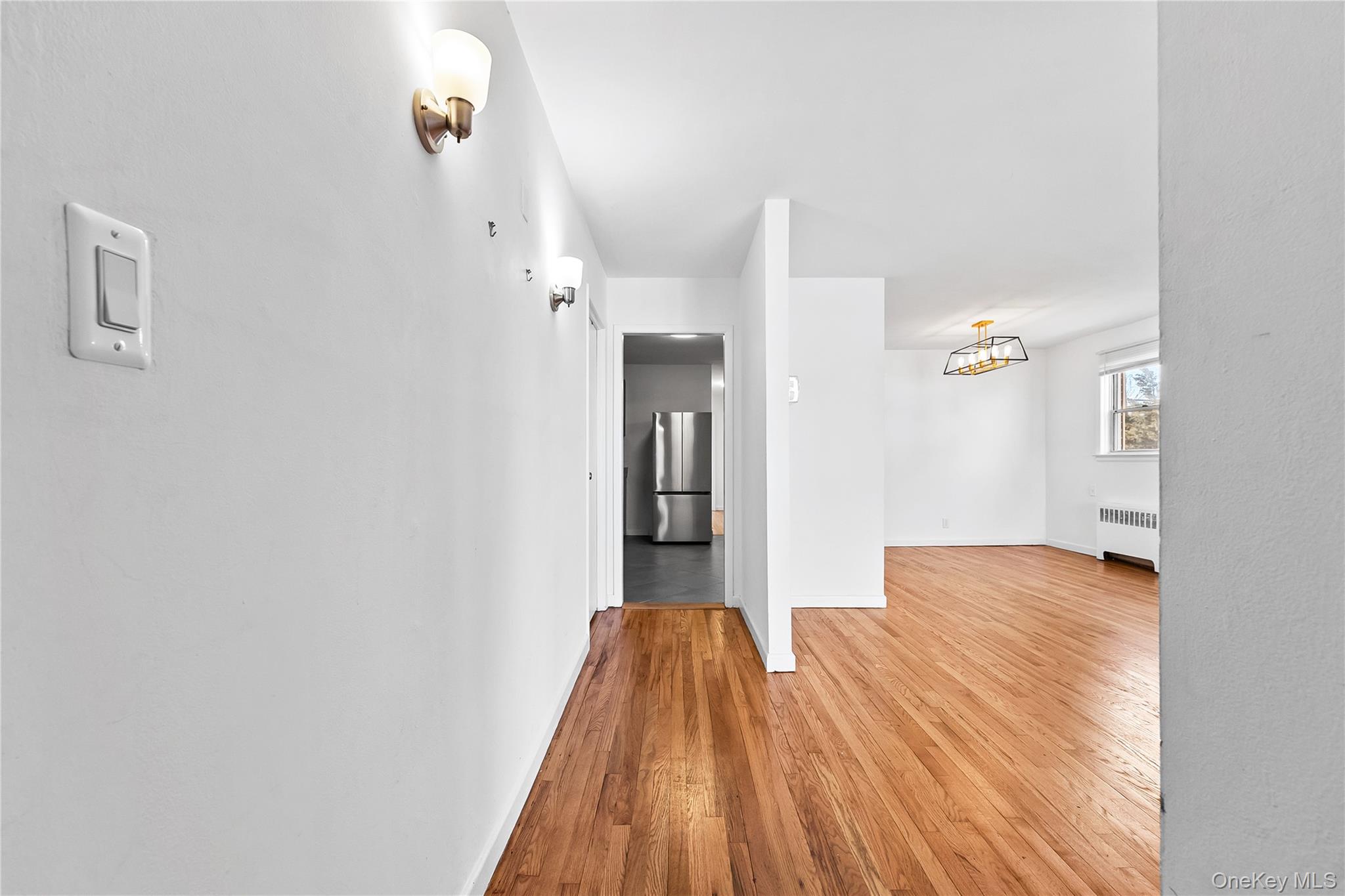 #4 photo, 20004 39th Avenue, बेसाइड Bayside , NY 11361