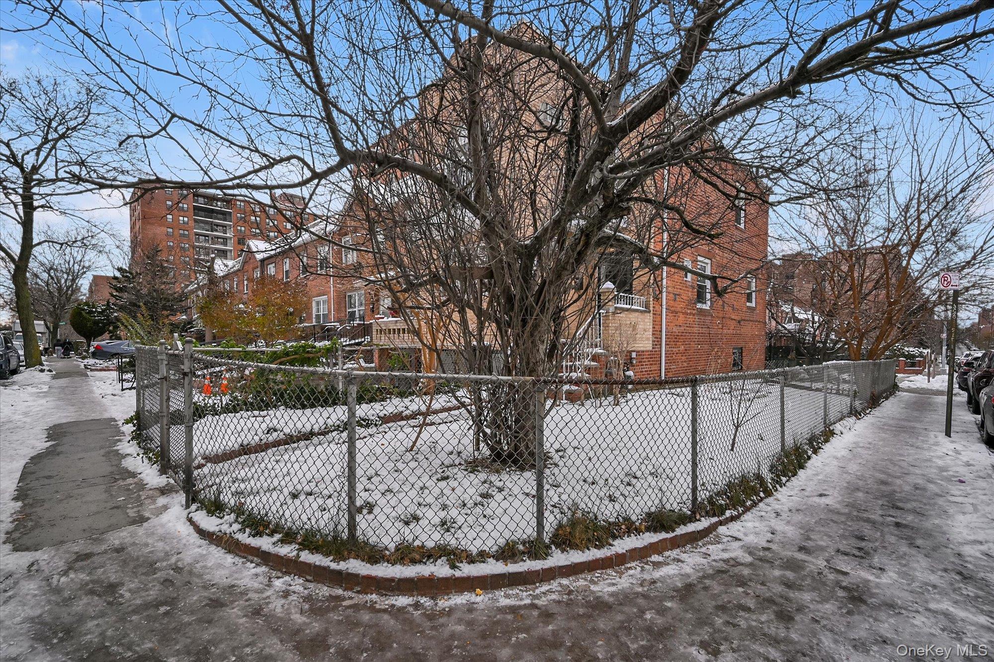 #19 photo, 9825 67th Avenue, Rego Park , NY 11374