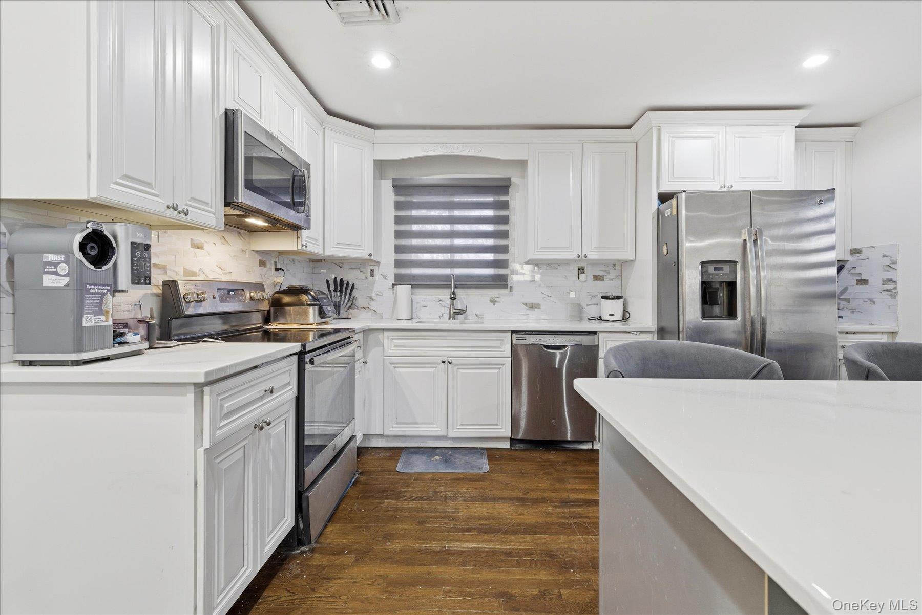 #6 photo, 95 S 27th Street, Wyandanch , NY 11798