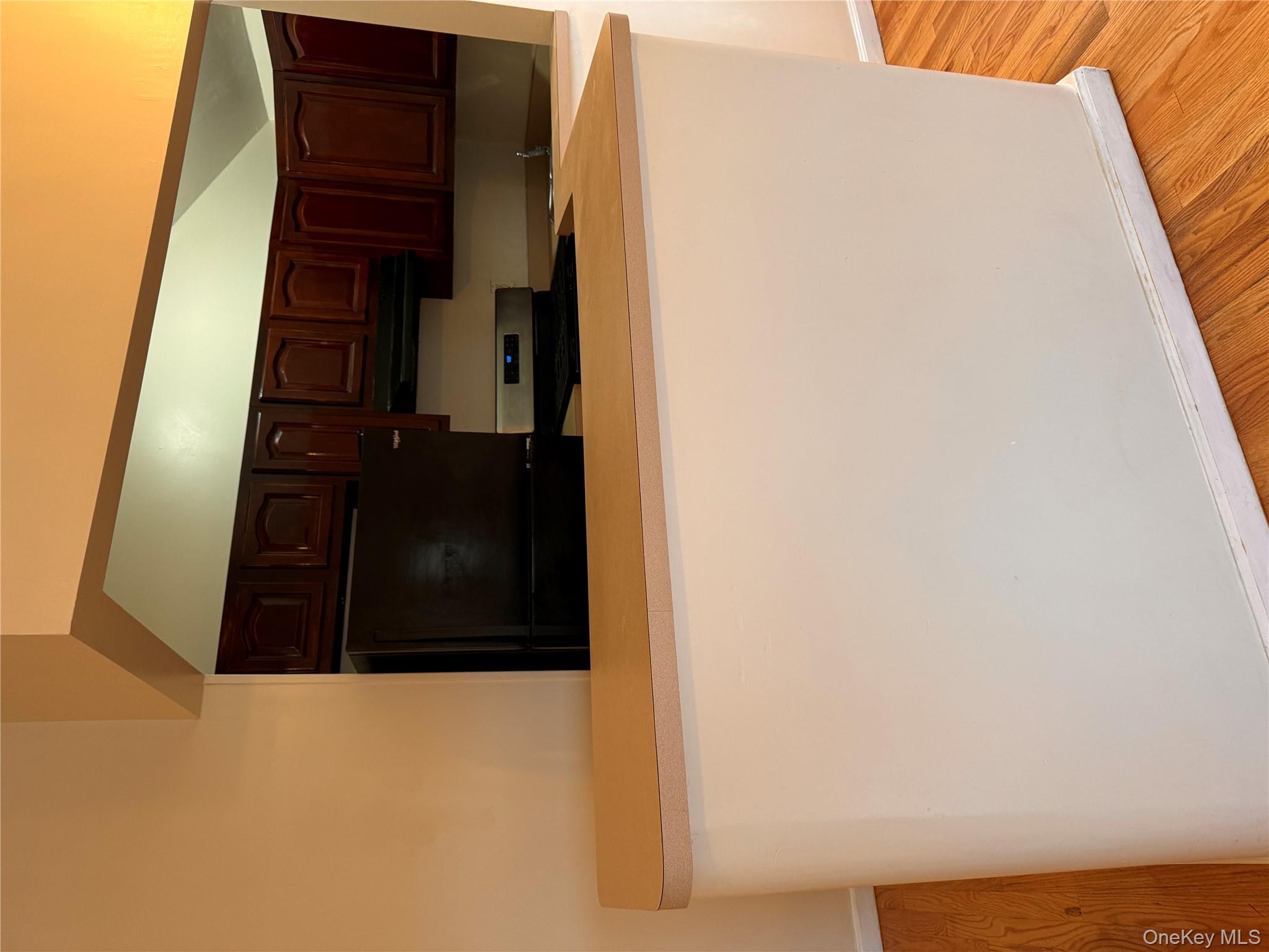 #2 photo, 13806 219th Street, कुईंस Laurelton , NY 11413