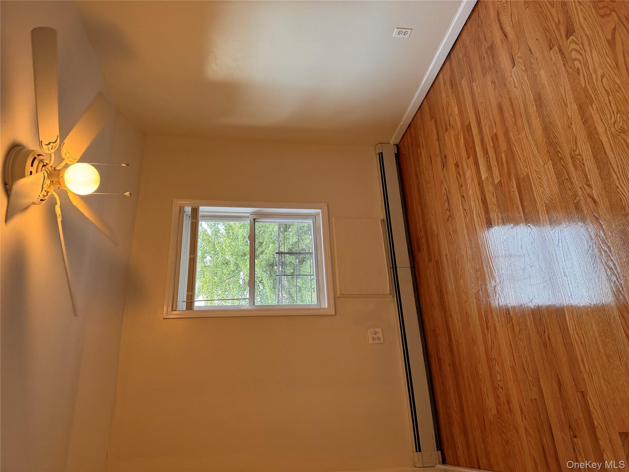 #5 photo, 13806 219th Street, कुईंस Laurelton , NY 11413