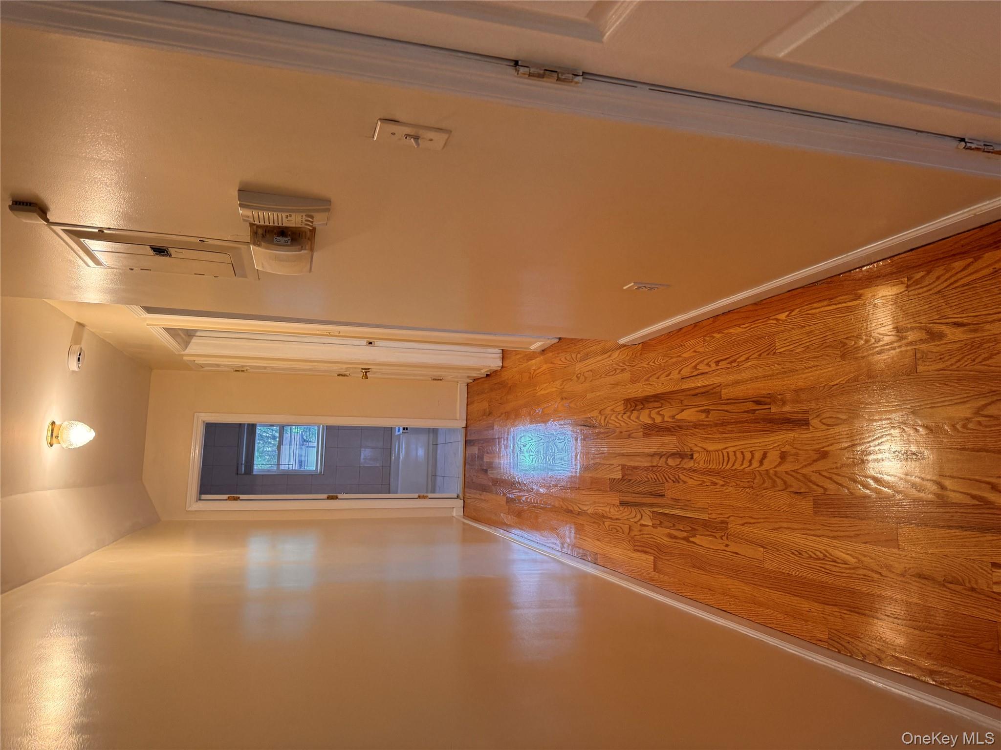 #7 photo, 13806 219th Street, कुईंस Laurelton , NY 11413