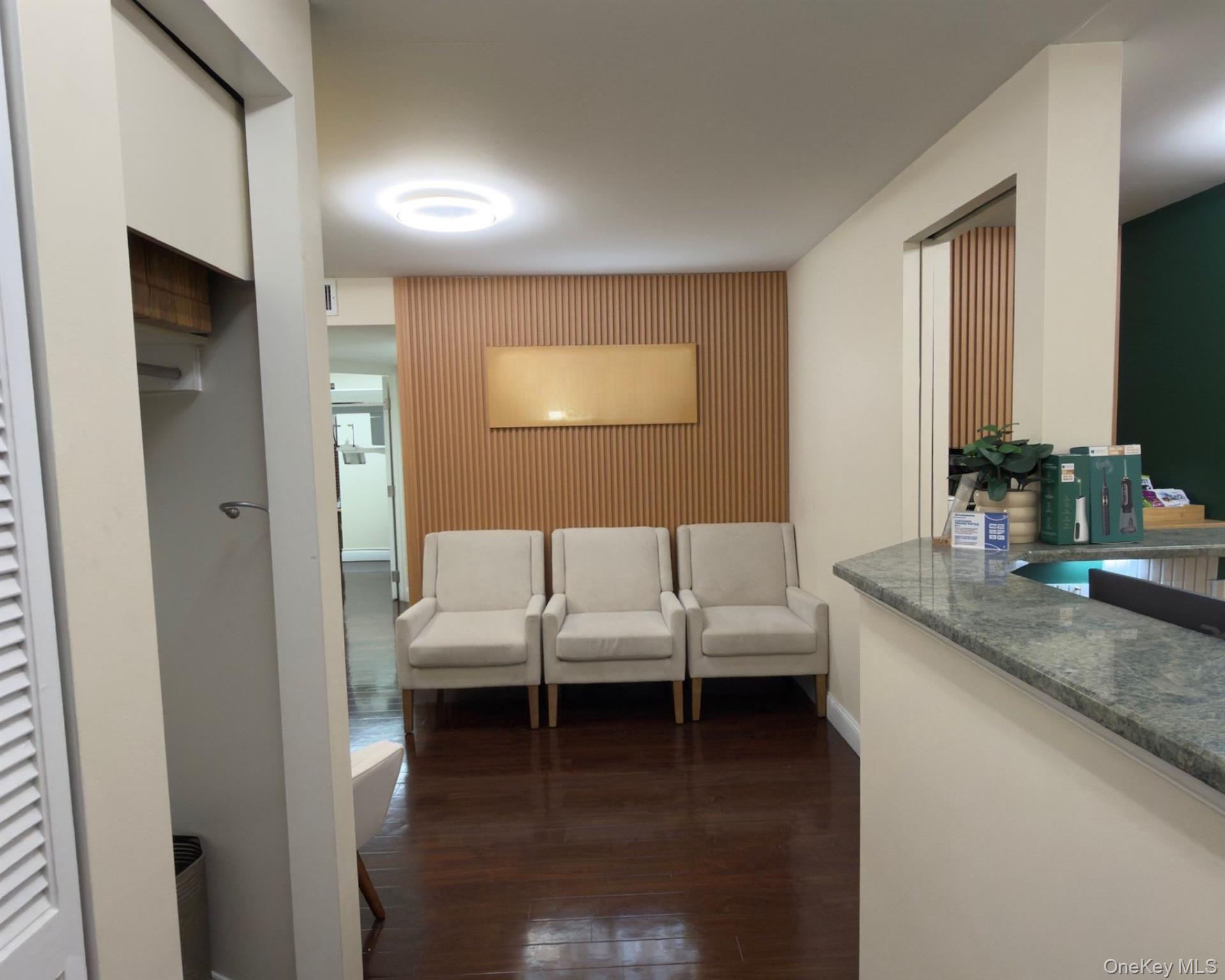 #8 photo, 333 E 34th Street, मैनहटन New York (Manhattan) , NY 10016