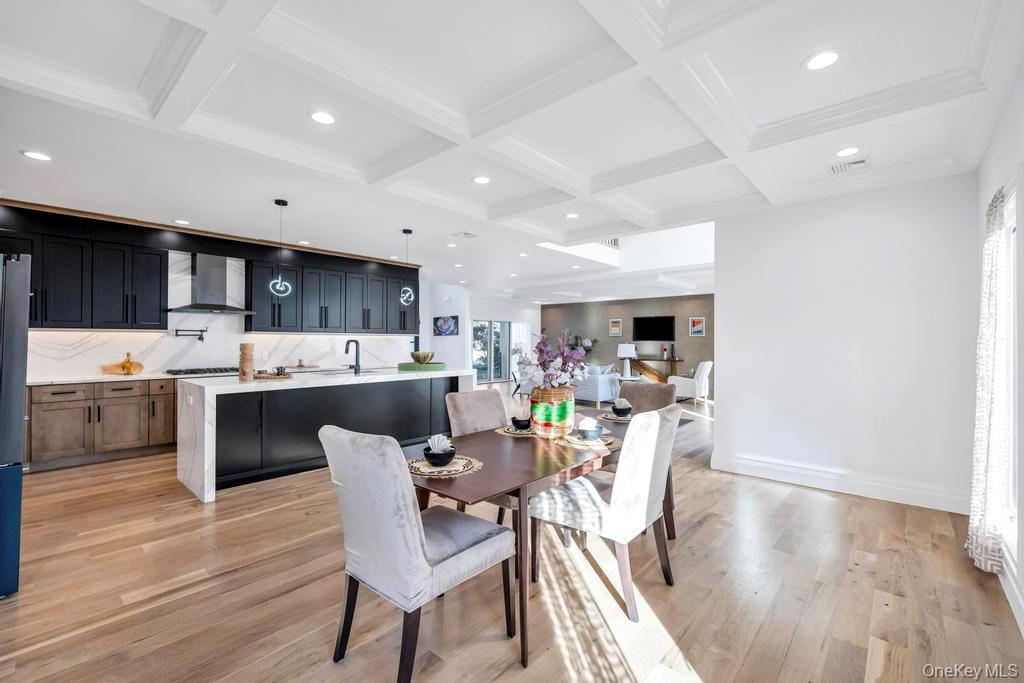 #15 photo, 61 Stephen Drive, नासाउ काउंटी Plainview , NY 11803