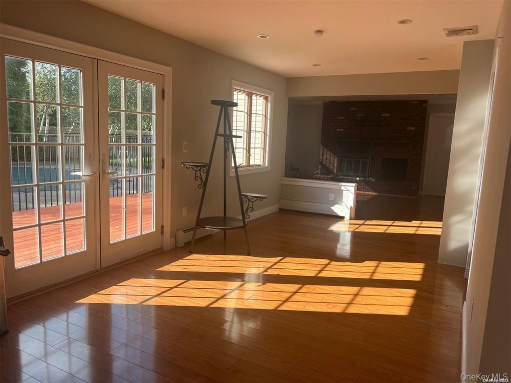 #4 photo, 3 Thornridge Lane, South Setauket , NY 11720