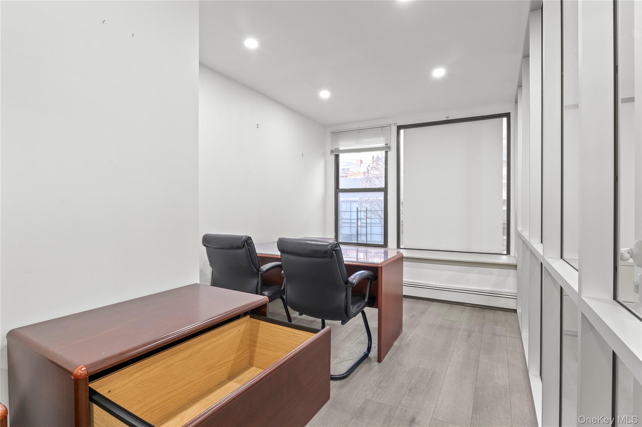 #3 photo, 20 E 125th Street, मैनहटन New York (Manhattan) , NY 10035