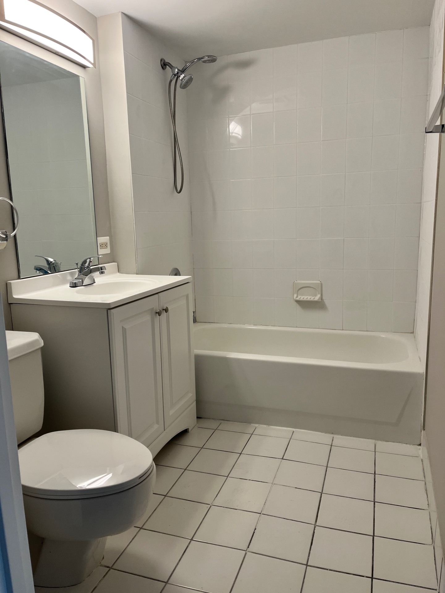 #19 photo, 121 Wellington Ct, #1A, स्टेटन द्वीप Staten Island , NY 10314