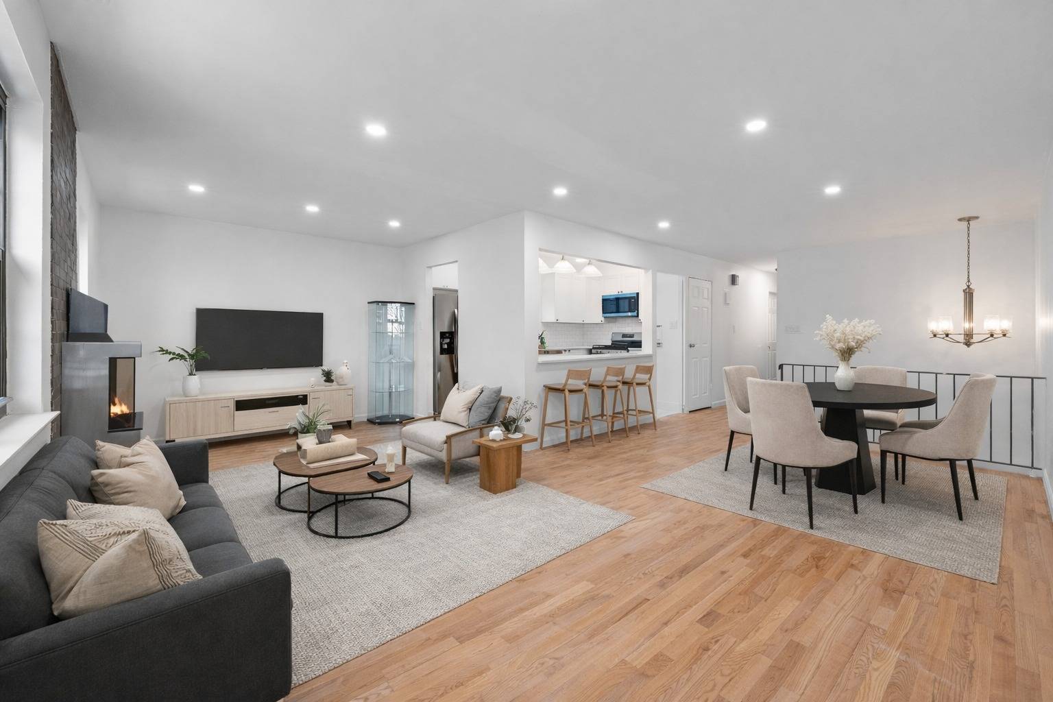 #7 photo, 84-30 98th Street, कुईंस Woodhaven , NY 11421