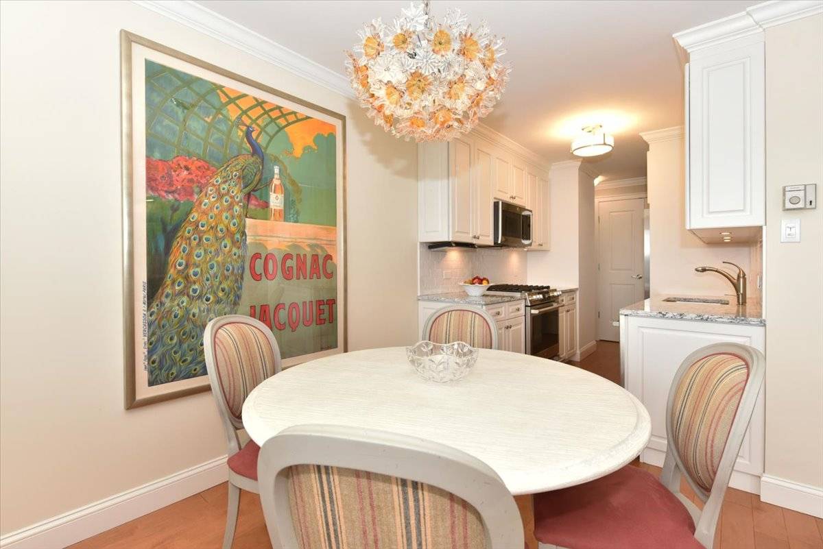 #9 photo, 18-15 215th street, #16R, קווינס Bayside , NY 11360