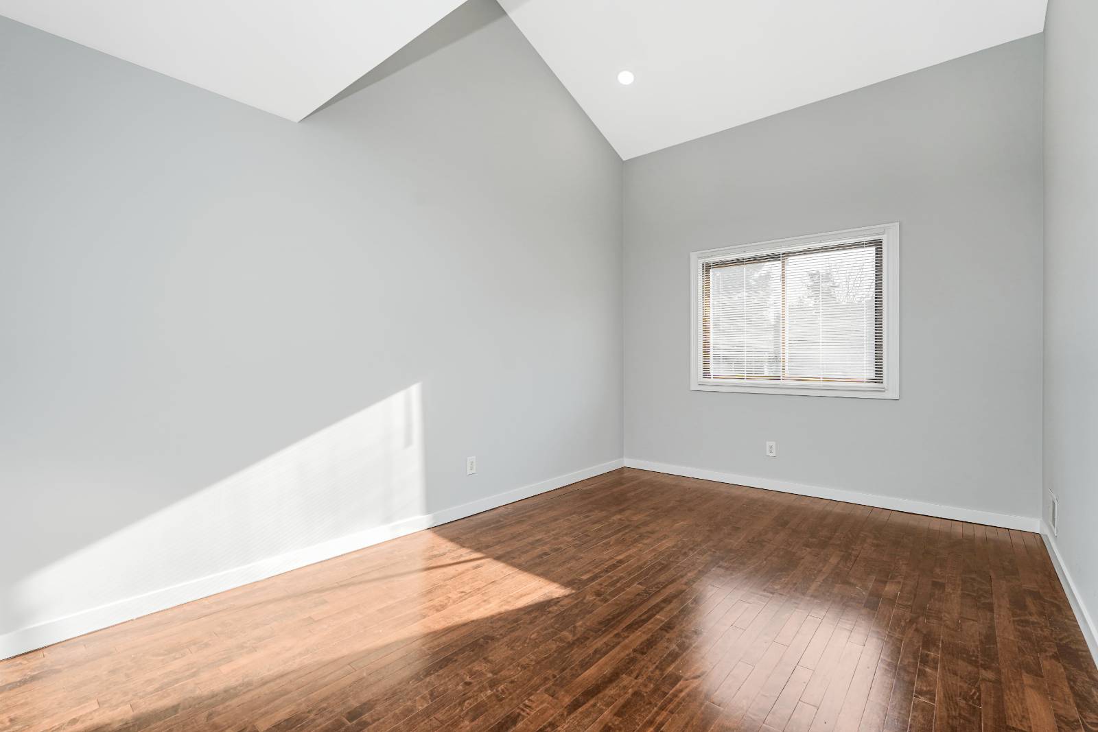 #14 photo, 64 Wolkoff Lane, 스태튼 섬 Staten Island , NY 10303