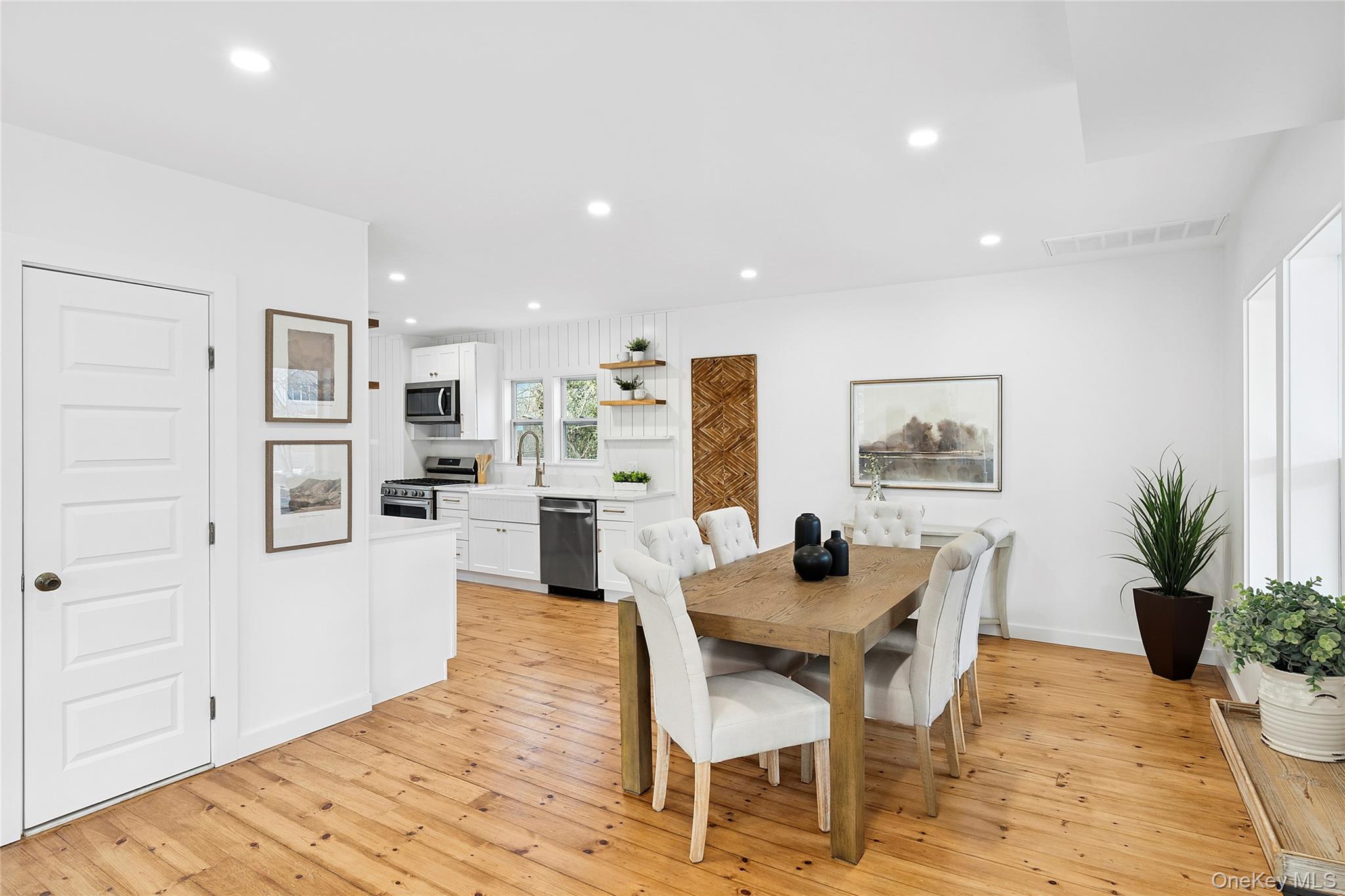 #3 photo, 48 Watchogue Avenue, East Moriches , NY 11940