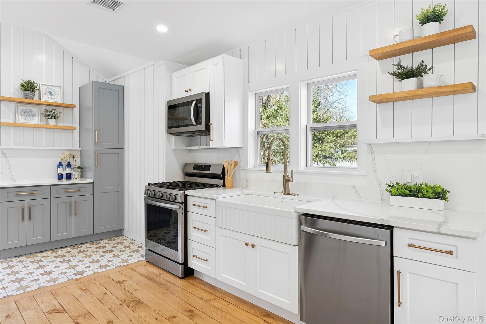 #6 photo, 48 Watchogue Avenue, East Moriches , NY 11940