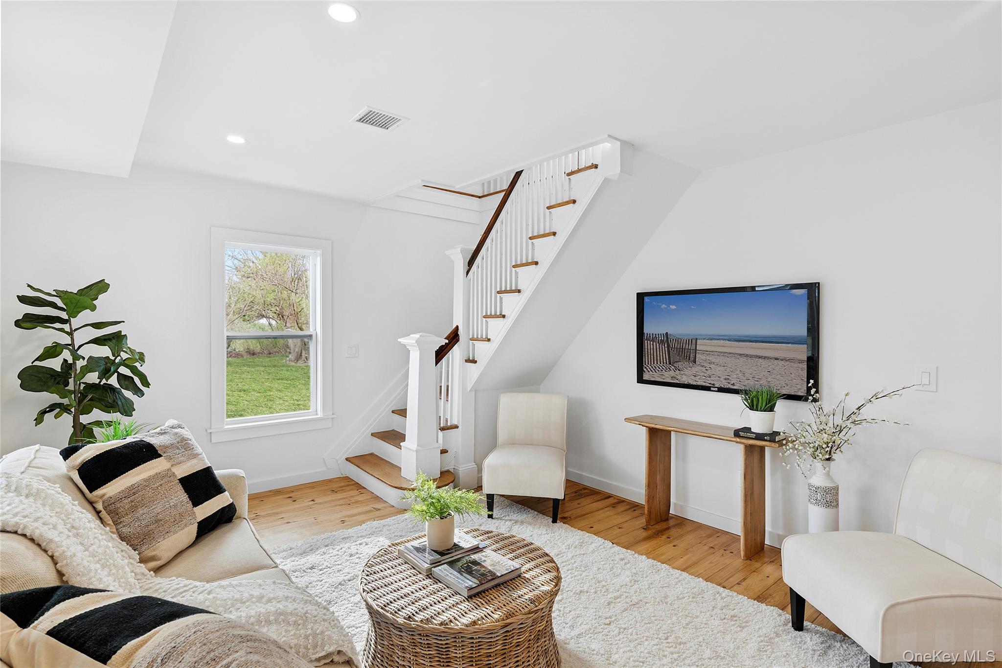 #9 photo, 48 Watchogue Avenue, East Moriches , NY 11940